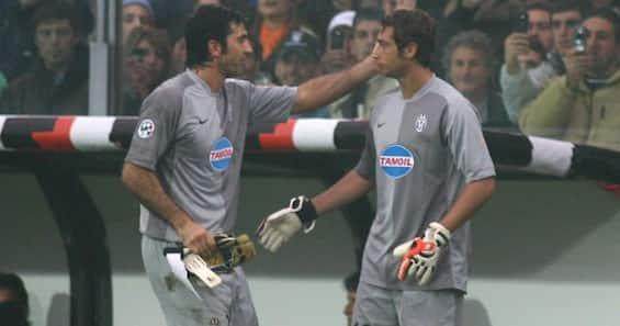 赛事平台-【人物】第三门将奇幻之旅,40岁米兰特几乎拯救米兰